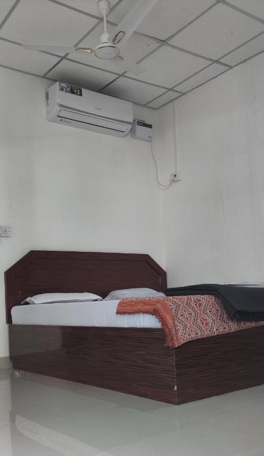 Moon Shine Garden Resort Lakshmanpur Exteriör bild